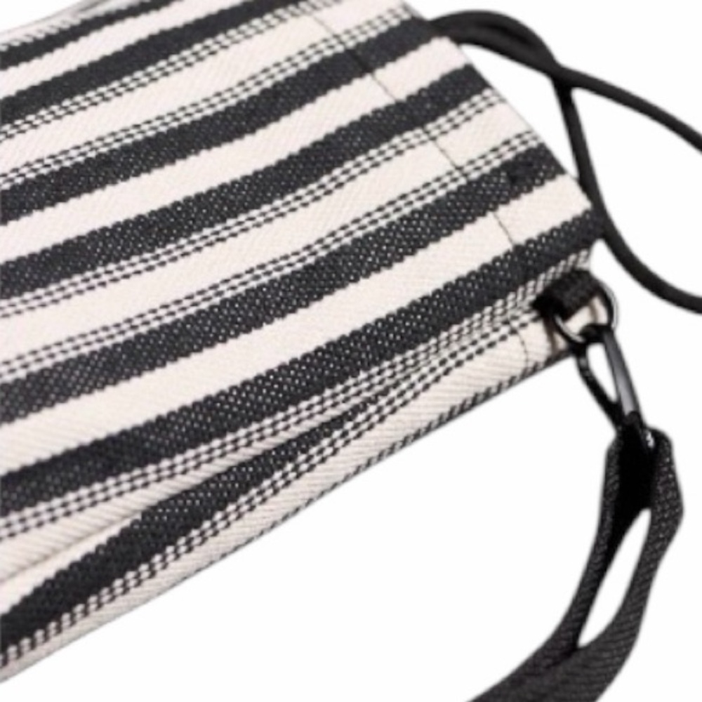 BEIS The Summer Stripe Water Bottle Crossbody, NWT - Picture 3 of 11